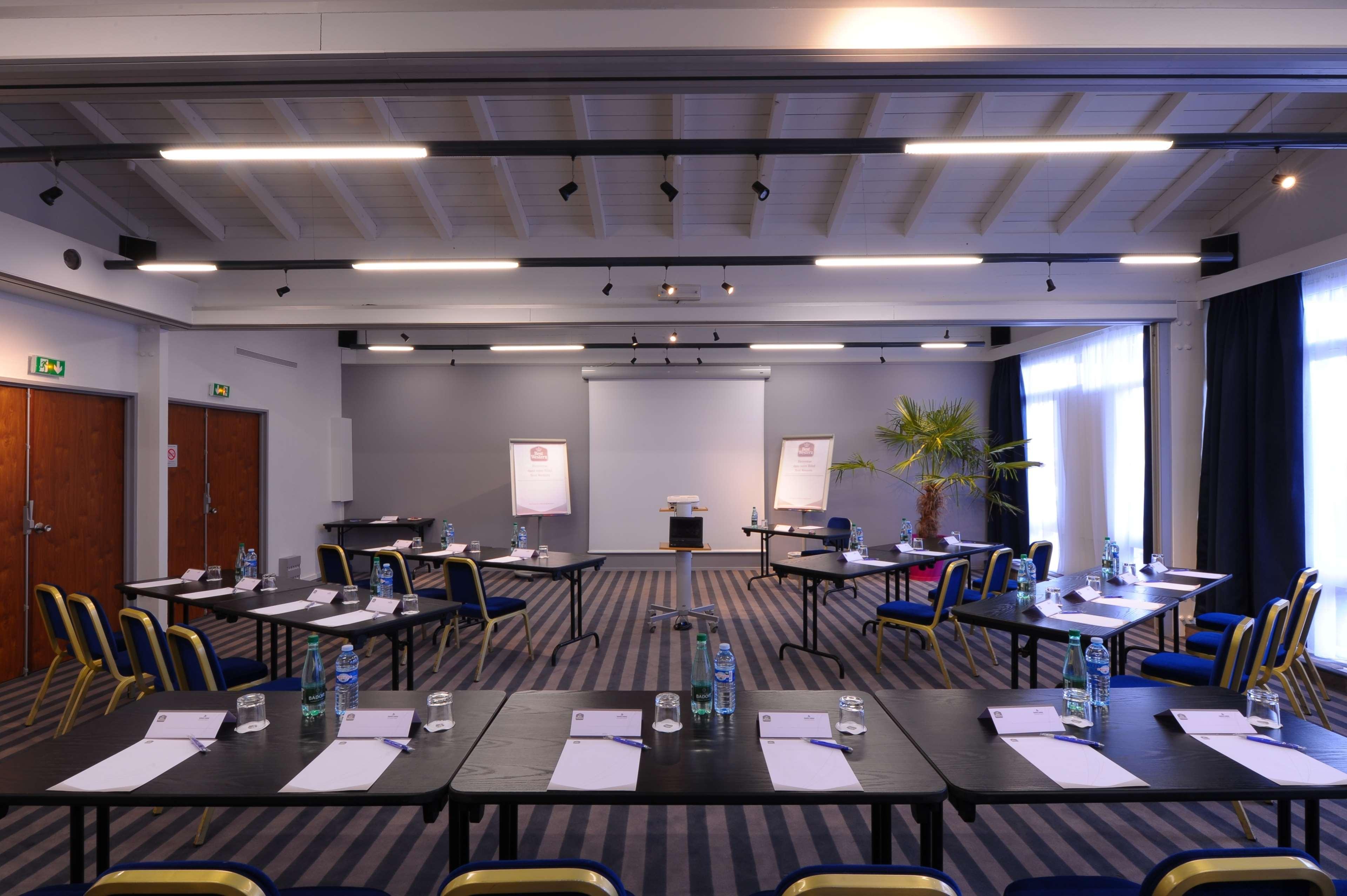 Best Western Porte Du Forez Andrezieux-Boutheon Eksteriør billede